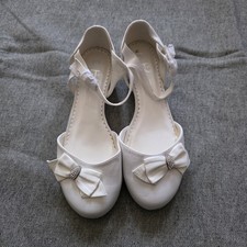 Girls White Occasion Shoes UK5