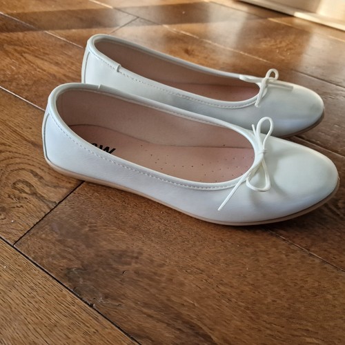 Girls ivory ballerina shoes - ivory,